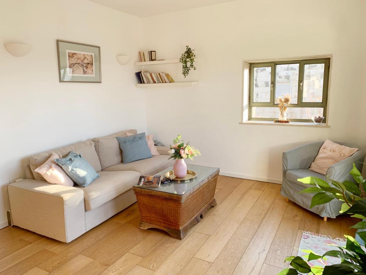 Annie'S Boutique Apartment In Йерусалим Екстериор снимка